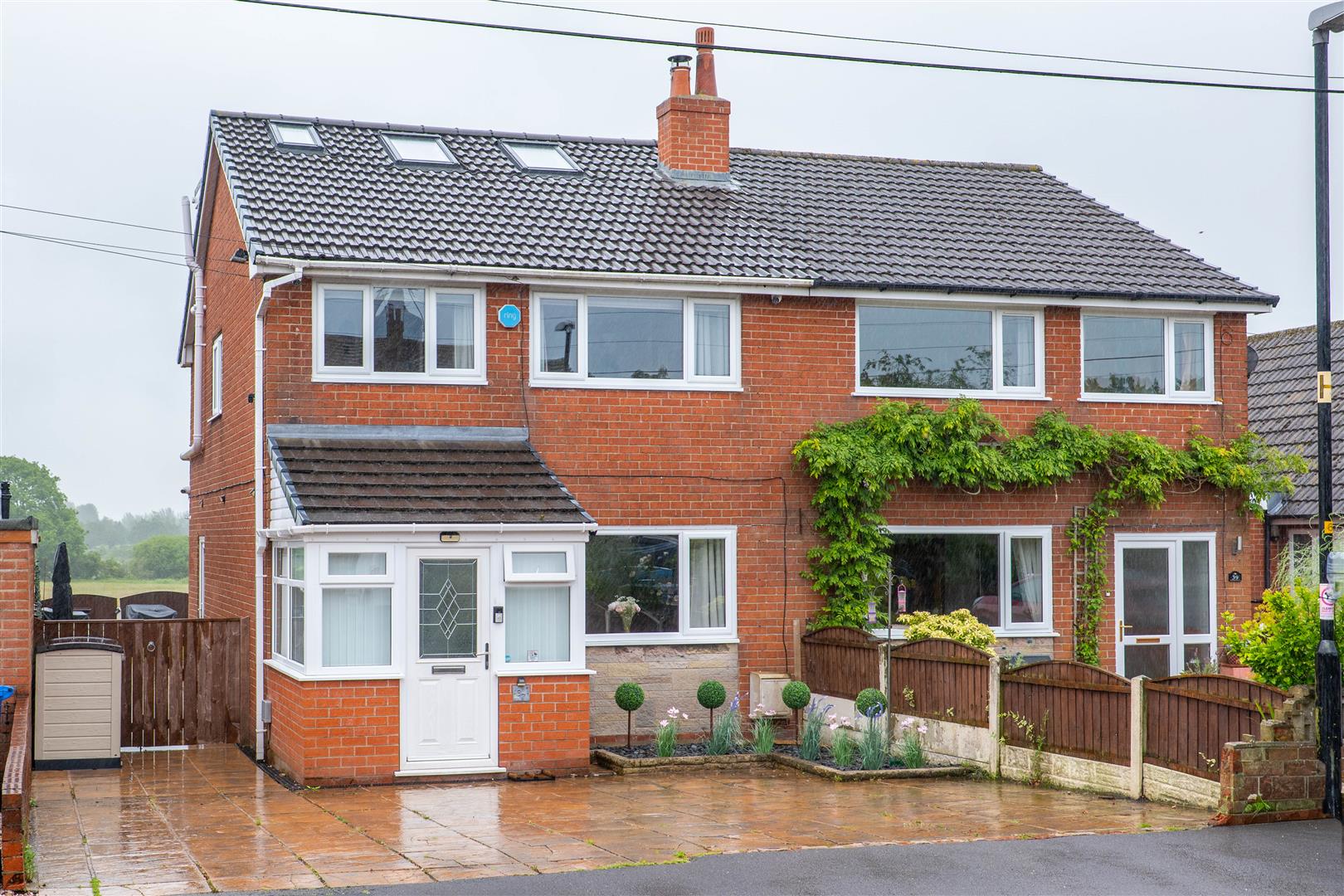 4 bed property in Bogburn Lane, Chorley